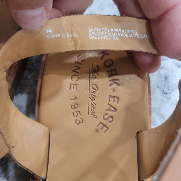 Women's Classic Kork Ease Flat Soft Tan Leather Strappy Ankle Strap Sandals 9M - Picture 7 of 8